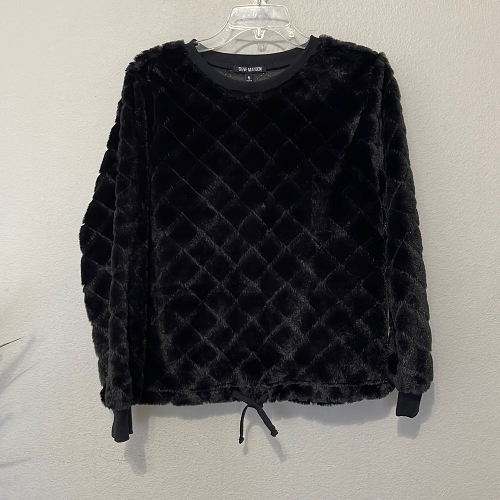 STEVE MADDEN QUILTED CINCH SWEATER